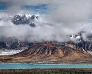 中国大陆上最新的火山是什么山（阿什库勒火山介绍）